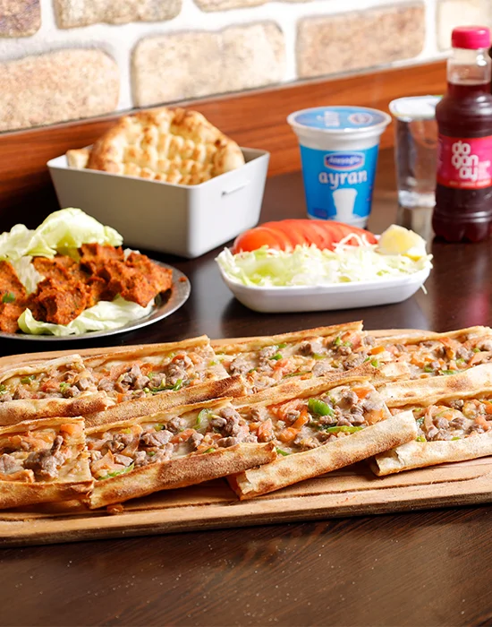 Kuşbaşılı Pide